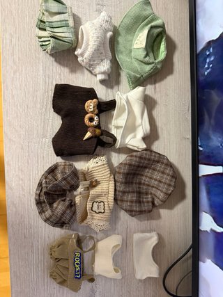 Muñecos Labubu + Ropa y Carrito