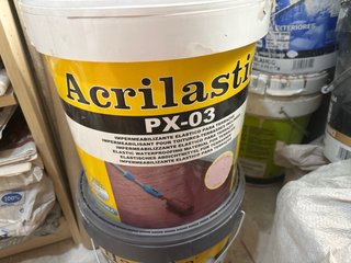 Pintura con fibra de vidrio, dos cubos  De 15l ,