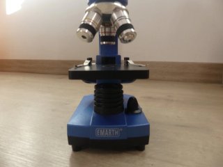 Microscopio infantil con todo tipo de accesorios