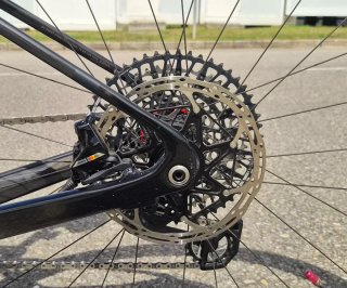 Bici Eléctrica Cube Gravel/Carretera.