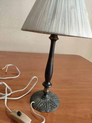 Lamparilla de mesa vintage tela y metal