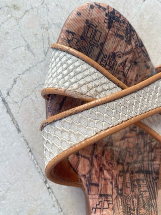 Sandalias Marrón y crudo