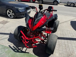 Quad Todoterreno Rojo y Negro