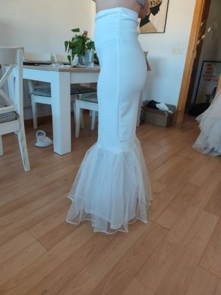 Cancán de novia blanco