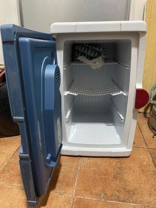 Nevera portátil 12V / 220V