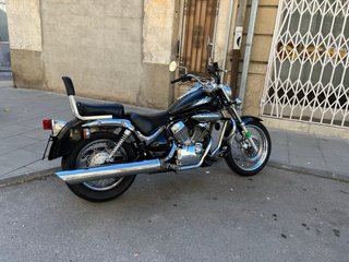 Suzuki Intruder 250 LC