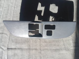 Marco botonera Land Cruiser J9