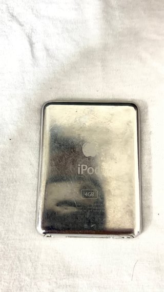 Apple iPod Classic 4GB Plata