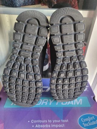 Zapatillas Skechers Negras
