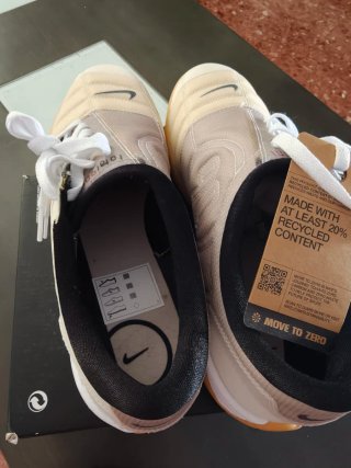 Zapatillas Nike Total 90 Beige Naranja