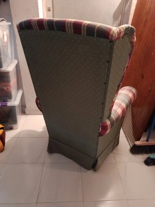 Sillón individual de tela a cuadros