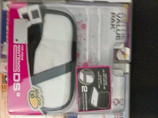 Juegos Nintendo DS y funda Mad Catz