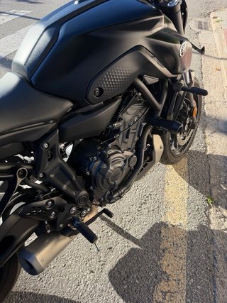 Yamaha MT-07 A2 2024 Naked Negra