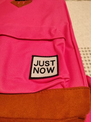 Mochila rosa JUST NOW