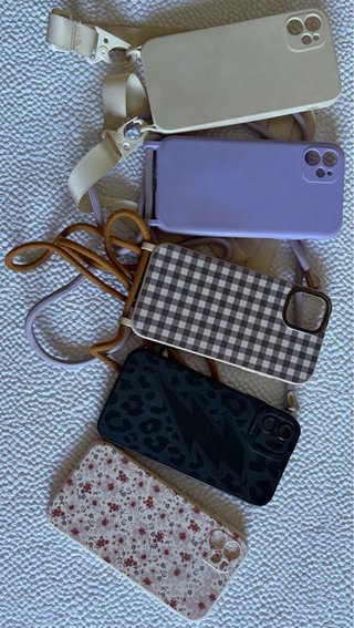 iPhone 11 64GB Bianco + 5 Custodie