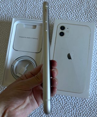 iPhone 11 64GB Bianco + 5 Custodie