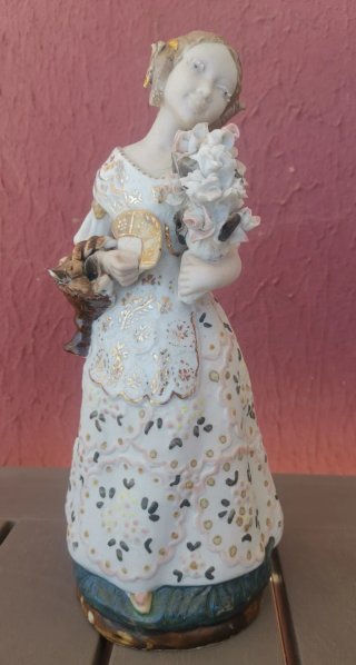 Figura Porcelana Valenciana Ramón Inglés.Fallerita