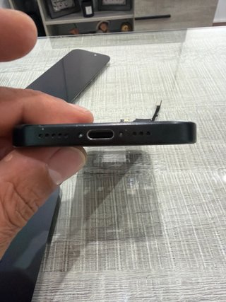 Chasis iPhone 16 pro