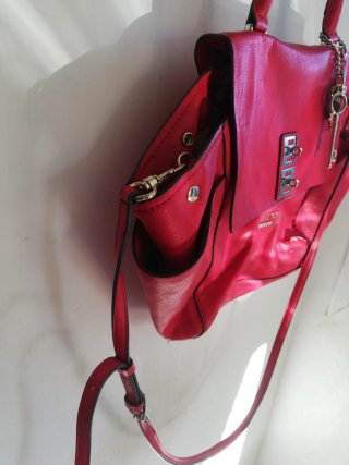 Bolso Guess Rojo