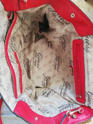 Bolso Guess Rojo