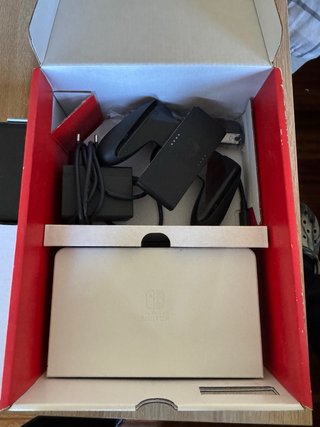 Nintendo Switch OLED Bianca