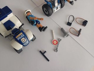 Lote Playmobil Policía: Quad y veway