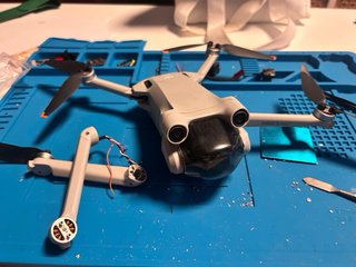 Riparazione e manutenzione droni DJI