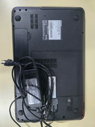 Toshiba Satellite Pro C850 i3 8GB  240SSD