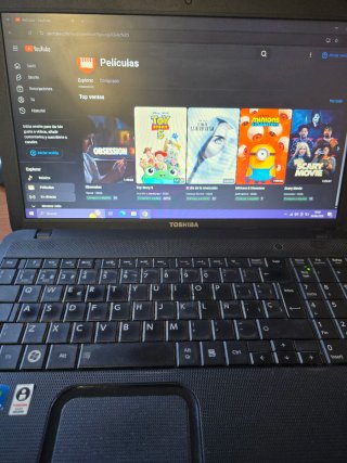 Toshiba Satellite Pro C850 i3 8GB  240SSD
