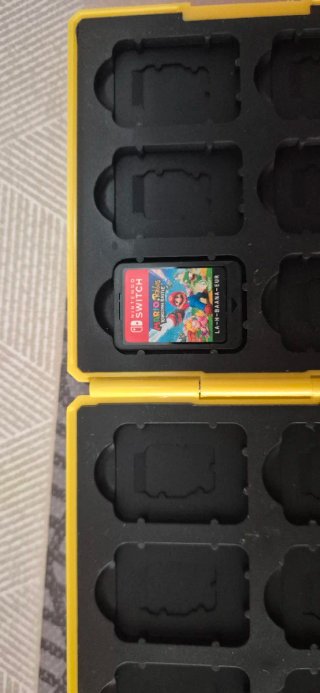 Nintendo Switch Lite Amarillo