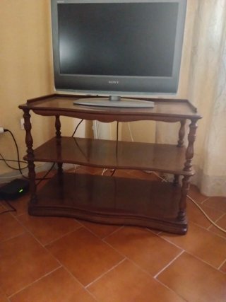 Mesa TV madera 3 baldas