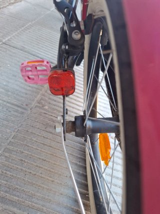 Bicicleta infantil B'TWIN 20 rosa y negra