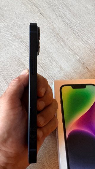 iPhone 14 128GB Negro cristal brillo