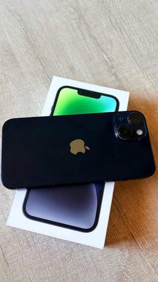 iPhone 14 128GB Negro cristal brillo