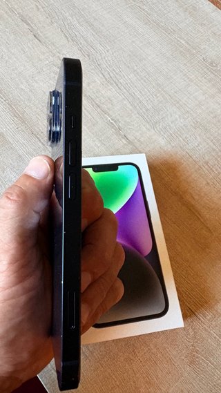 iPhone 14 128GB Negro cristal brillo