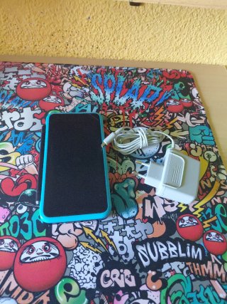 Nintendo 2DS XL Negra Multicolor