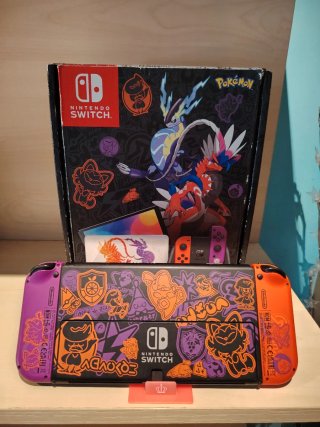 Nintendo Switch OLED Edizione Pokémon