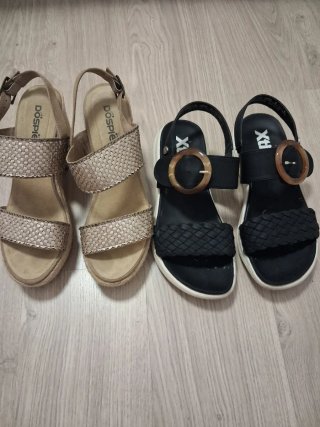 Sandalias planas y plataforma T.39/40