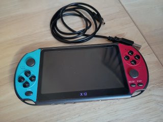 Consola X12 Pantalla 7 pulgadas  Juegos Retros