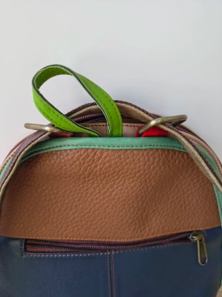 Bolso multicolor cuero tamaño pequeño