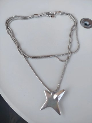 Collar UNO de 50 Mariposa Azul y Plata