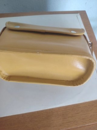 Bolso vintage piel retro amarillo