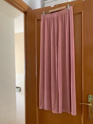 Pantalón rosa palazzo