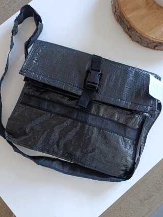 Bolsa bandolera OBEGRÄNS exclusiva