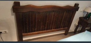 Cama 150 + Somier Nuevo + 2 Mesitas