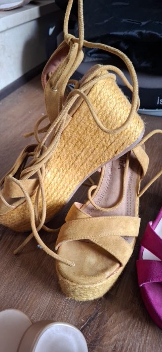 Sandalias