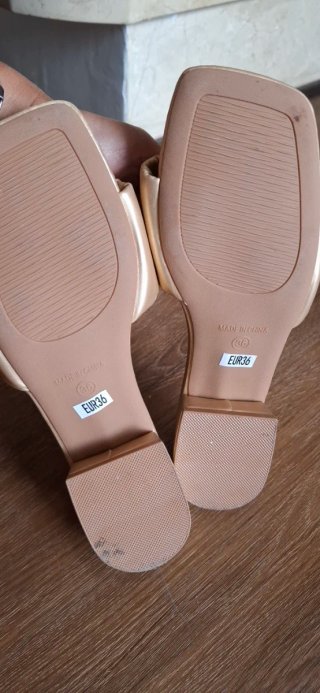 Sandalias
