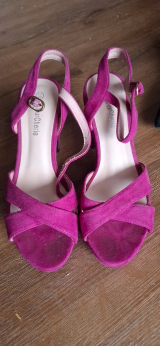 Sandalias