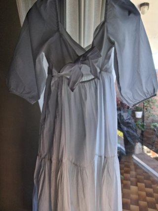 Vestido blanco manga abullonada