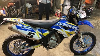 Husaberg Enduro/Motocross Azul y Blanco